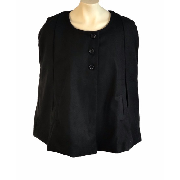 Stylish Black Poncho - Picture 2 of 3